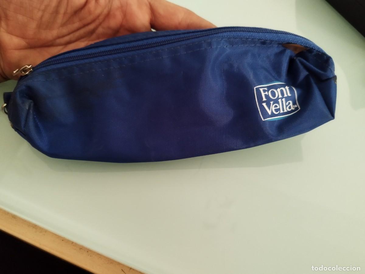 Escriban&iacute;a: Estuche escolar, lapicero de publicidad agua Font vella.