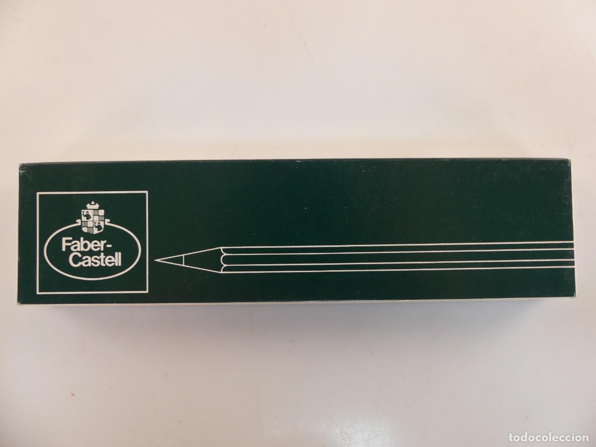 Scrivania: CAJA CON 12 LAPICES FABER CASTELL