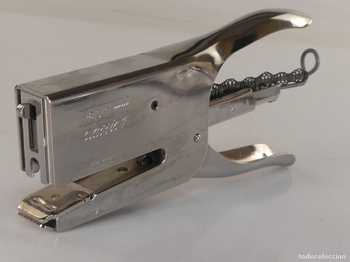 Escriban&iacute;a: GRAPADORA MARCA RAPID MODELO CLASSIC 1 - Foto 2