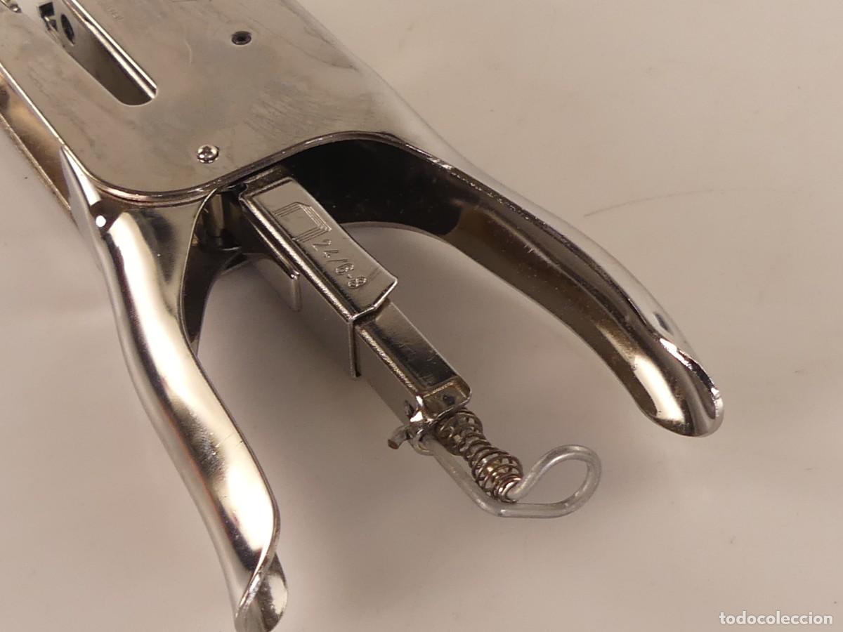 Escriban&iacute;a: GRAPADORA MARCA RAPID MODELO CLASSIC 1 - Foto 13