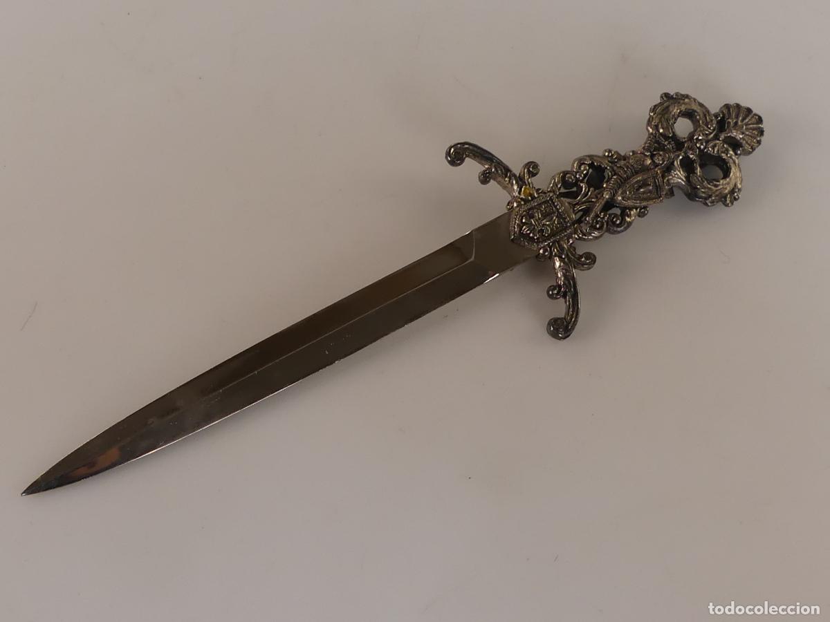Escriban&iacute;a: ABRECARTAS FORMA DE ESPADA SABLE - Foto 1