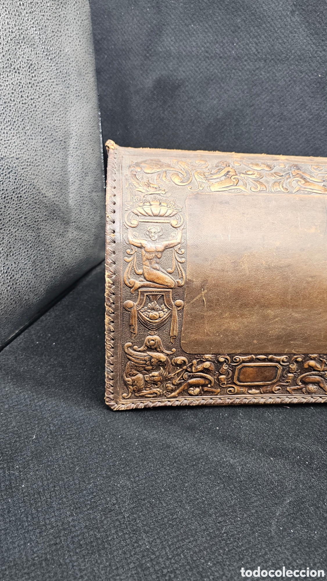 Escriban&iacute;a: Antiguo guarda cartas de cuero repujado - Foto 3