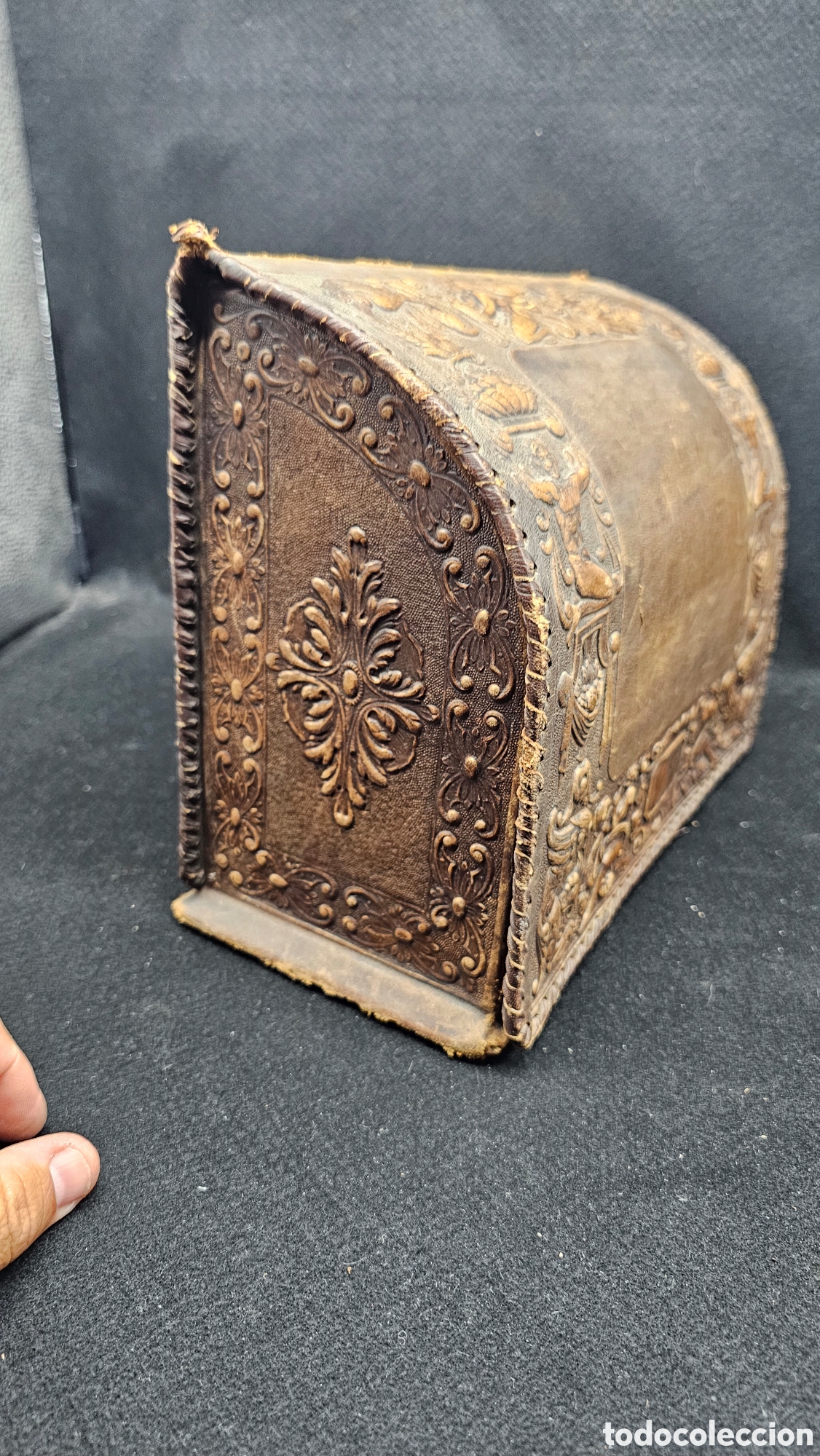 Escriban&iacute;a: Antiguo guarda cartas de cuero repujado - Foto 10