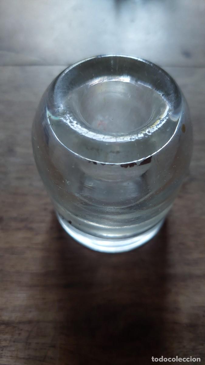 Escriban&iacute;a: Antiguo y magn&iacute;fico tintero en cristal