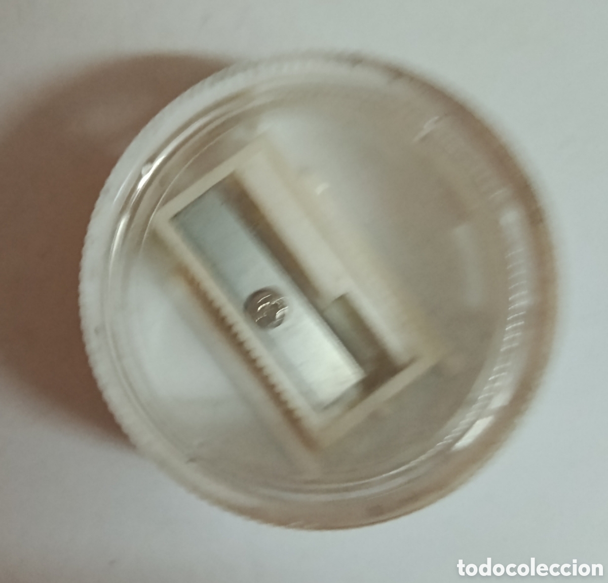 Escriban&iacute;a: Sacapuntas con forma circular, sin usar - Foto 2