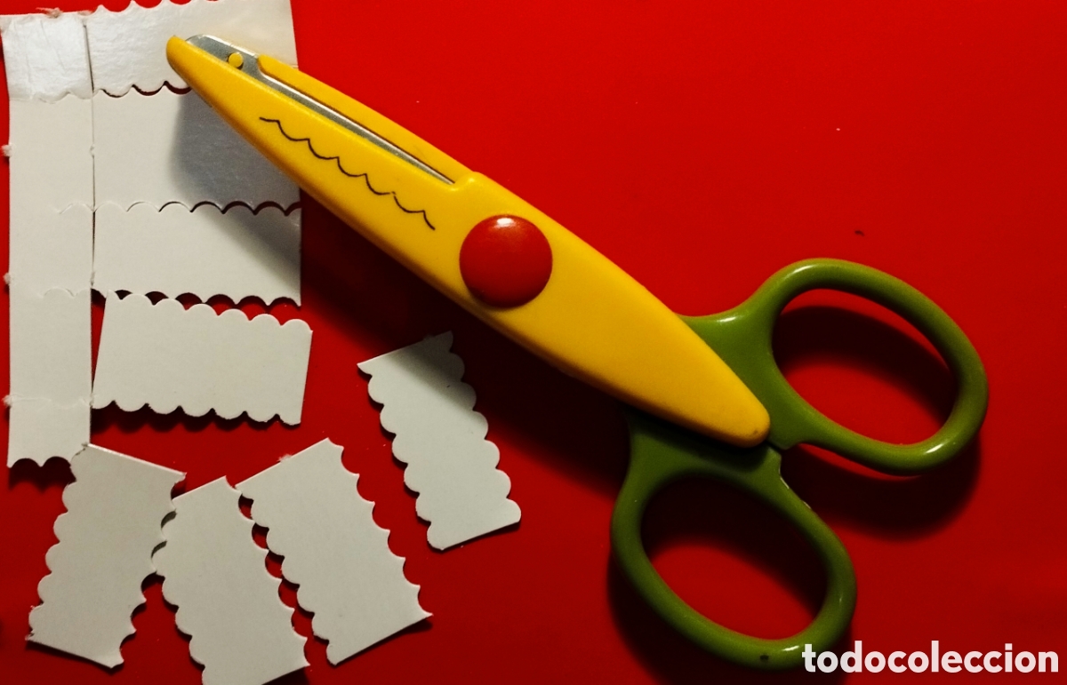 Escriban&iacute;a: TIJERAS DE CORTE ONDULADO - TRABAJOS MANUALES