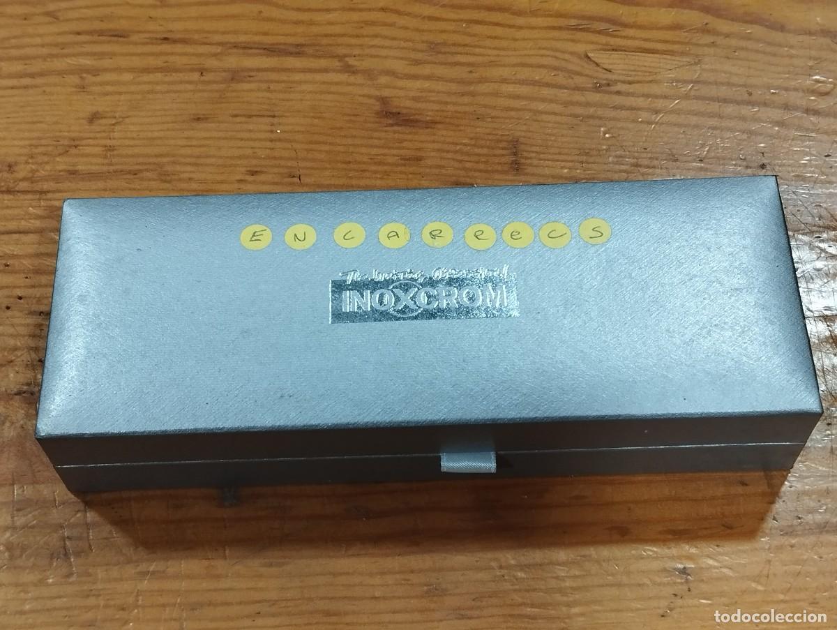 Escriban&iacute;a: PORTAMINAS INOXCROM EN CAJA.