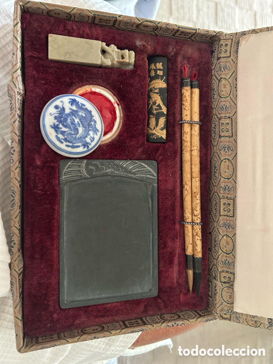 Escriban&iacute;a: Escriban&iacute;a oriental con accesorios en jade y piedra - Foto 1