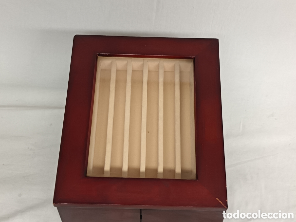 Escriban&iacute;a: EXPOSITOR , ARMARITO , PLUMIER, PARA PLUMAS, MADERA . - Foto 4