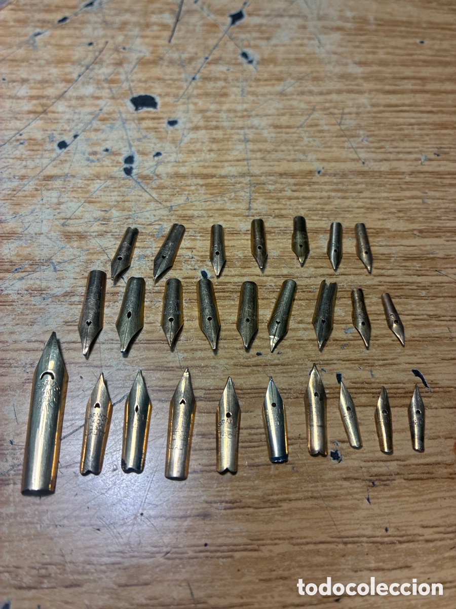 Escrita: Lote de 26 plumines de oro de 14 k para pluma estilogr&aacute;fica.