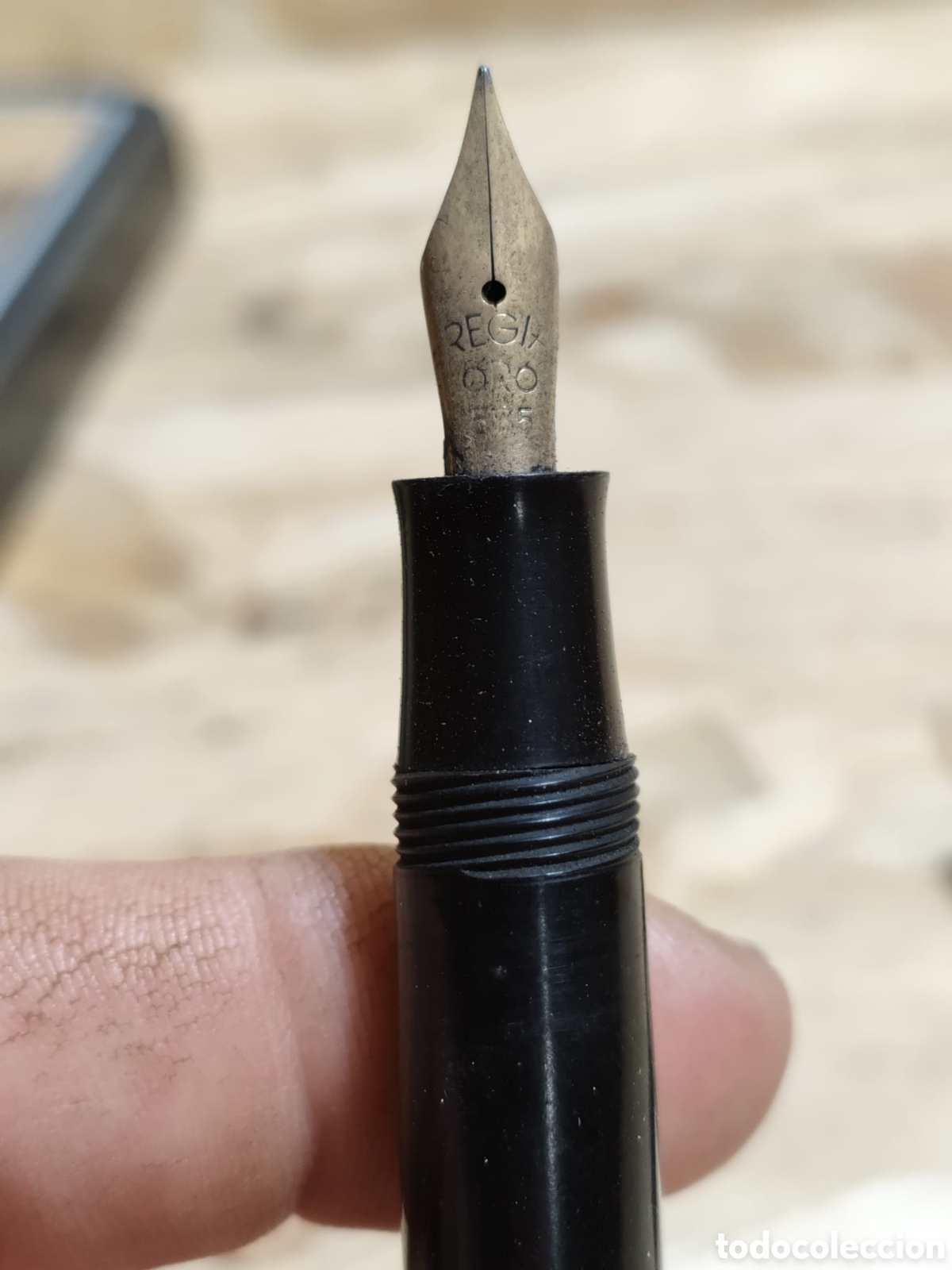 Escriban&iacute;a: Pluma estilogr&aacute;fica Sheaffer con plum&iacute;n de oro. - Foto 10