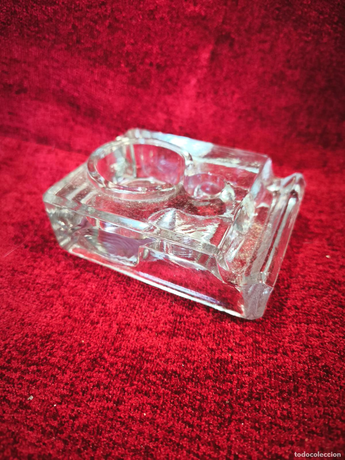 Escriban&iacute;a: TINTERO ANTIG&Uuml;O DE CRISTAL PRENSADO. - Foto 2