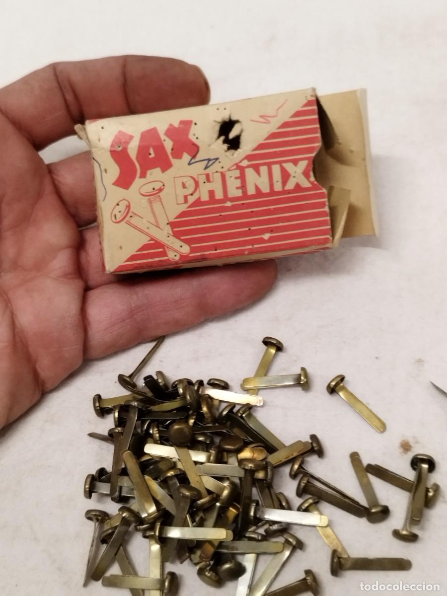 Escriban&iacute;a: Caja de antiguos encuadernadores, 90 aprox. Sax Phenix.
