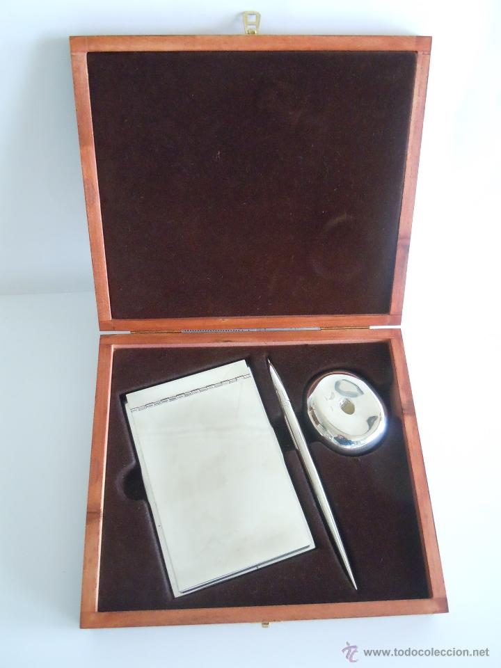 Estilogr&aacute;ficas antiguas, bol&iacute;grafos y plumas: CONJUNTO DE ESCRITORIO EN ESTUCHE - Foto 1