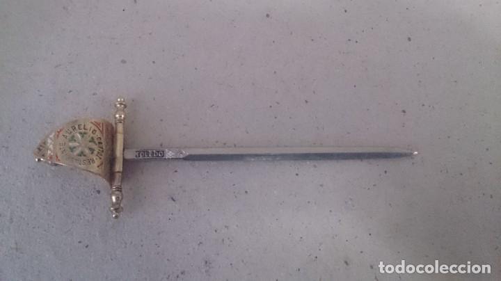 Estilogr&aacute;ficas antiguas, bol&iacute;grafos y plumas: Abrecartas espada. TOLEDO - Foto 1
