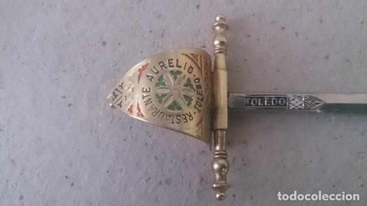 Estilogr&aacute;ficas antiguas, bol&iacute;grafos y plumas: Abrecartas espada. TOLEDO - Foto 3