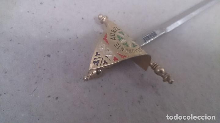 Estilogr&aacute;ficas antiguas, bol&iacute;grafos y plumas: Abrecartas espada. TOLEDO - Foto 4