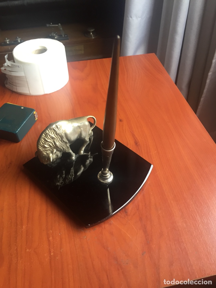 Estilogr&aacute;ficas antiguas, bol&iacute;grafos y plumas: Escriban&iacute;a de toro - Foto 8