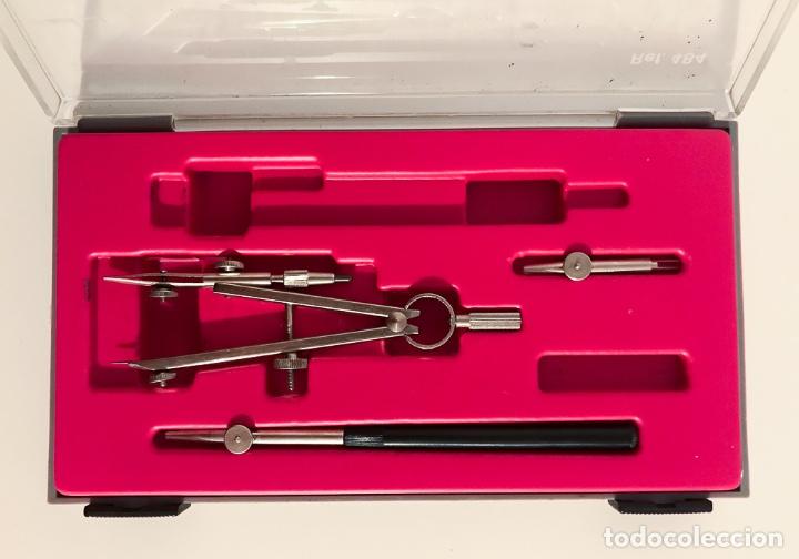 Estilogr&aacute;ficas antiguas, bol&iacute;grafos y plumas: CAJA CON COMP&Aacute;S Y TIRALINEAS - ESSELTE - REF: 484 - Foto 3