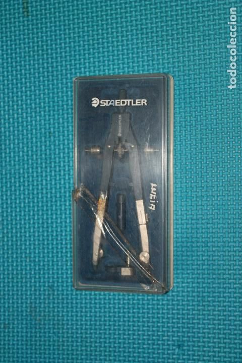 Estilogr&aacute;ficas antiguas, bol&iacute;grafos y plumas: COMPAS STAEDTLER - Foto 1