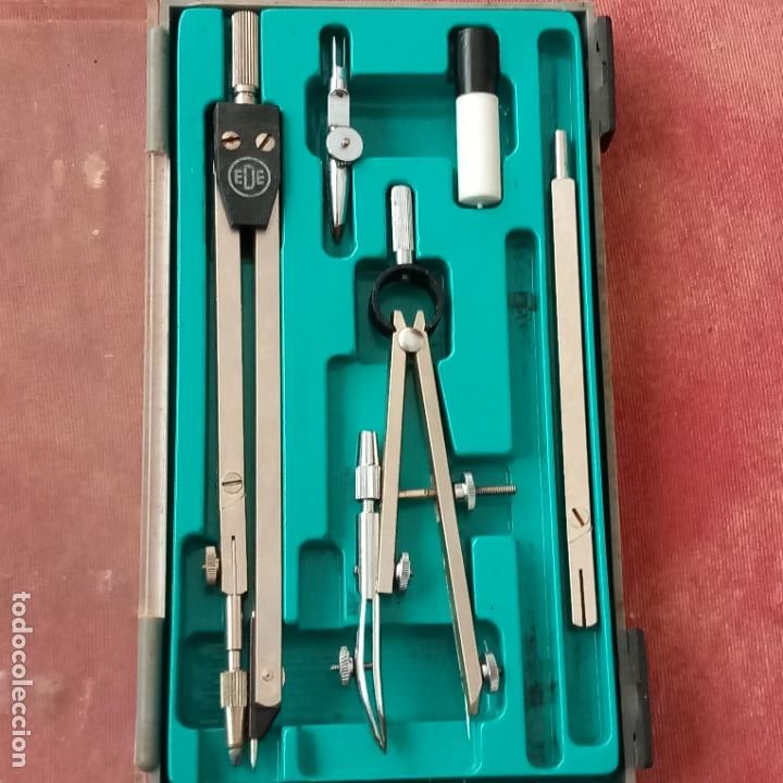 Estilogr&aacute;ficas antiguas, bol&iacute;grafos y plumas: Juego compas ede - Foto 1