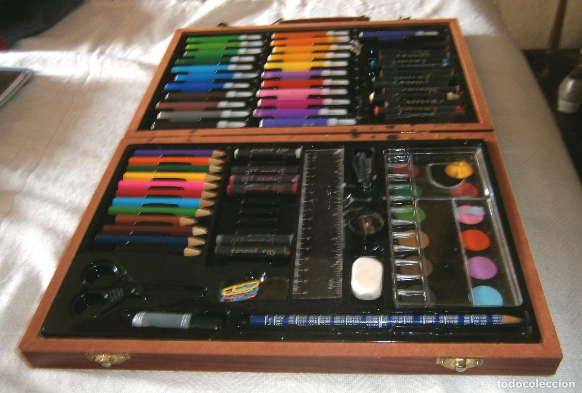 Estilogr&aacute;ficas antiguas, bol&iacute;grafos y plumas: caja de madera con complementos de colegio - Foto 1