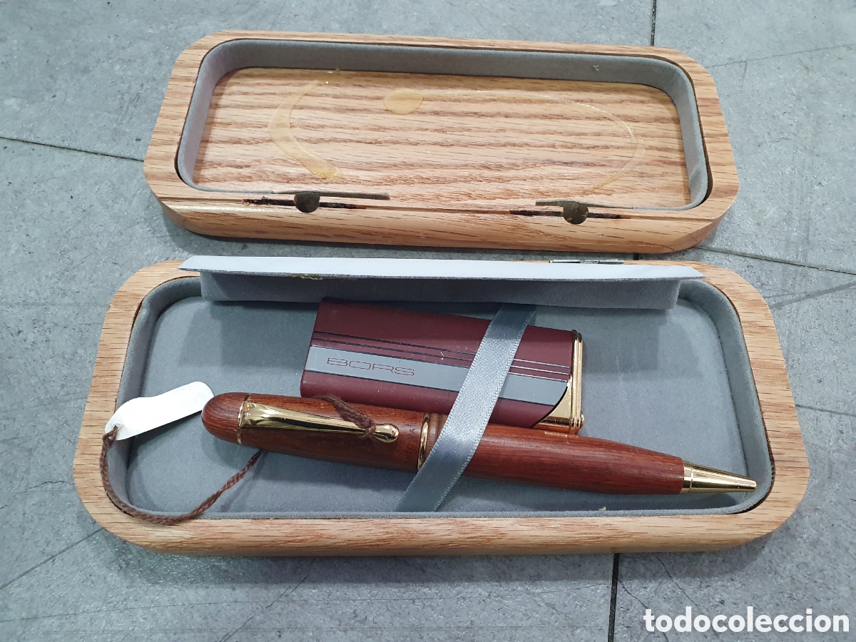 Estilogr&aacute;ficas antiguas, bol&iacute;grafos y plumas: Conjunto bol&iacute;grafo y mechero. Bors y Enzo Varini. (L77)