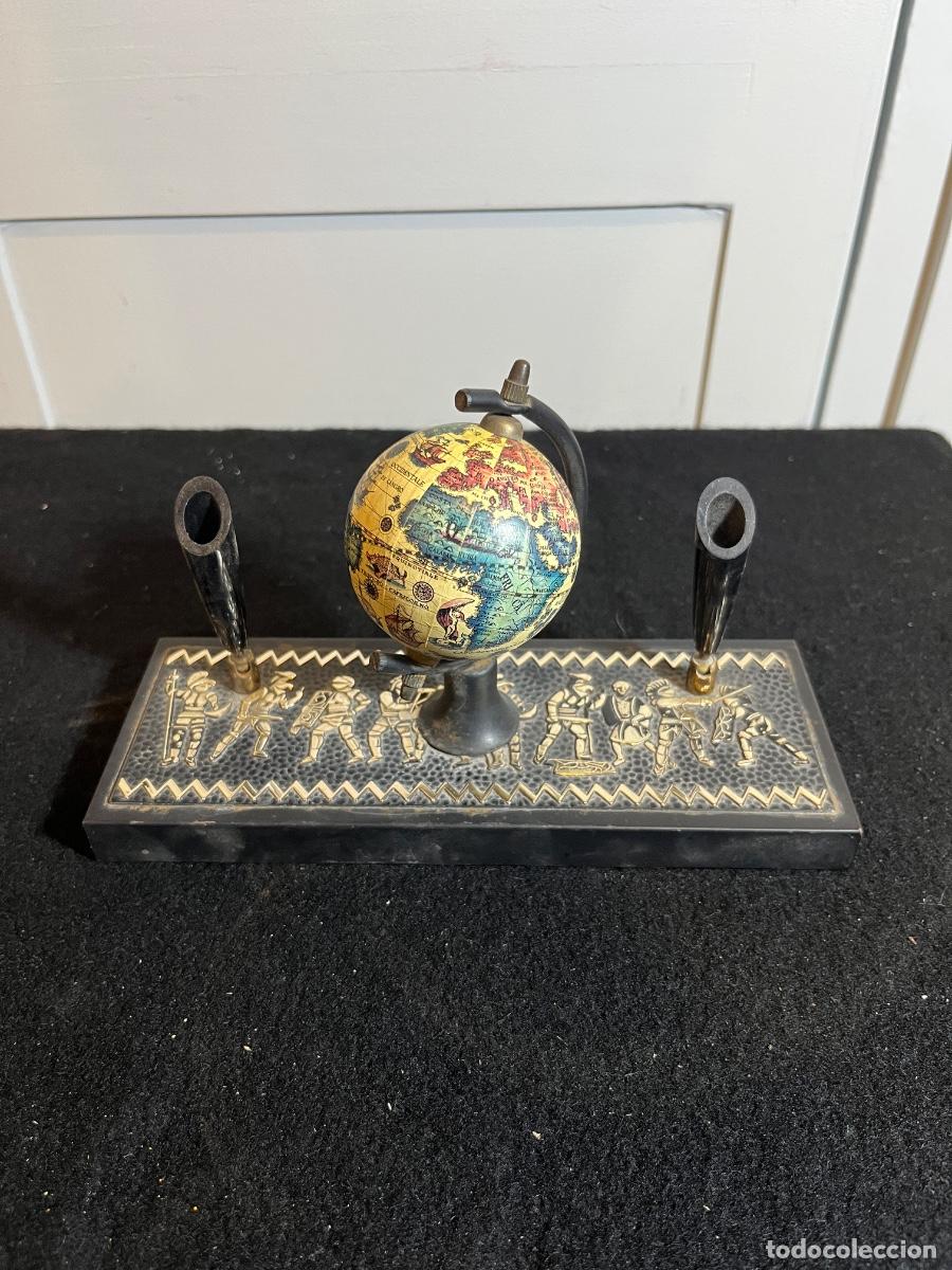 Estilogr&aacute;ficas antiguas, bol&iacute;grafos y plumas: Portal&aacute;pices vintage con globo terr&aacute;queo escriban&iacute;a de escritorio retro a&ntilde;os 70