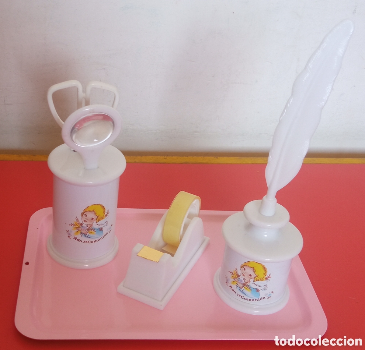 Estilogr&aacute;ficas antiguas, bol&iacute;grafos y plumas: ESCRIBAN&Iacute;A BANDEJA ROSA CELLO PRIMERA 1&ordf; COMUNI&Oacute;N.MAYSE 80'S.NUEVA.