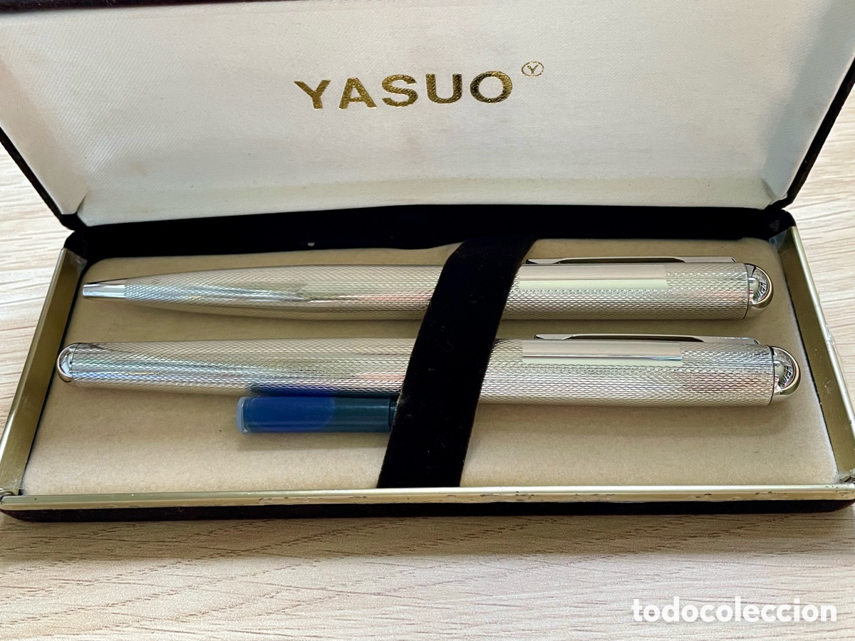 Estilogr&aacute;ficas antiguas, bol&iacute;grafos y plumas: Conjunto de estilogr&aacute;fica y bol&iacute;grafo Yasuo. Plata 925.