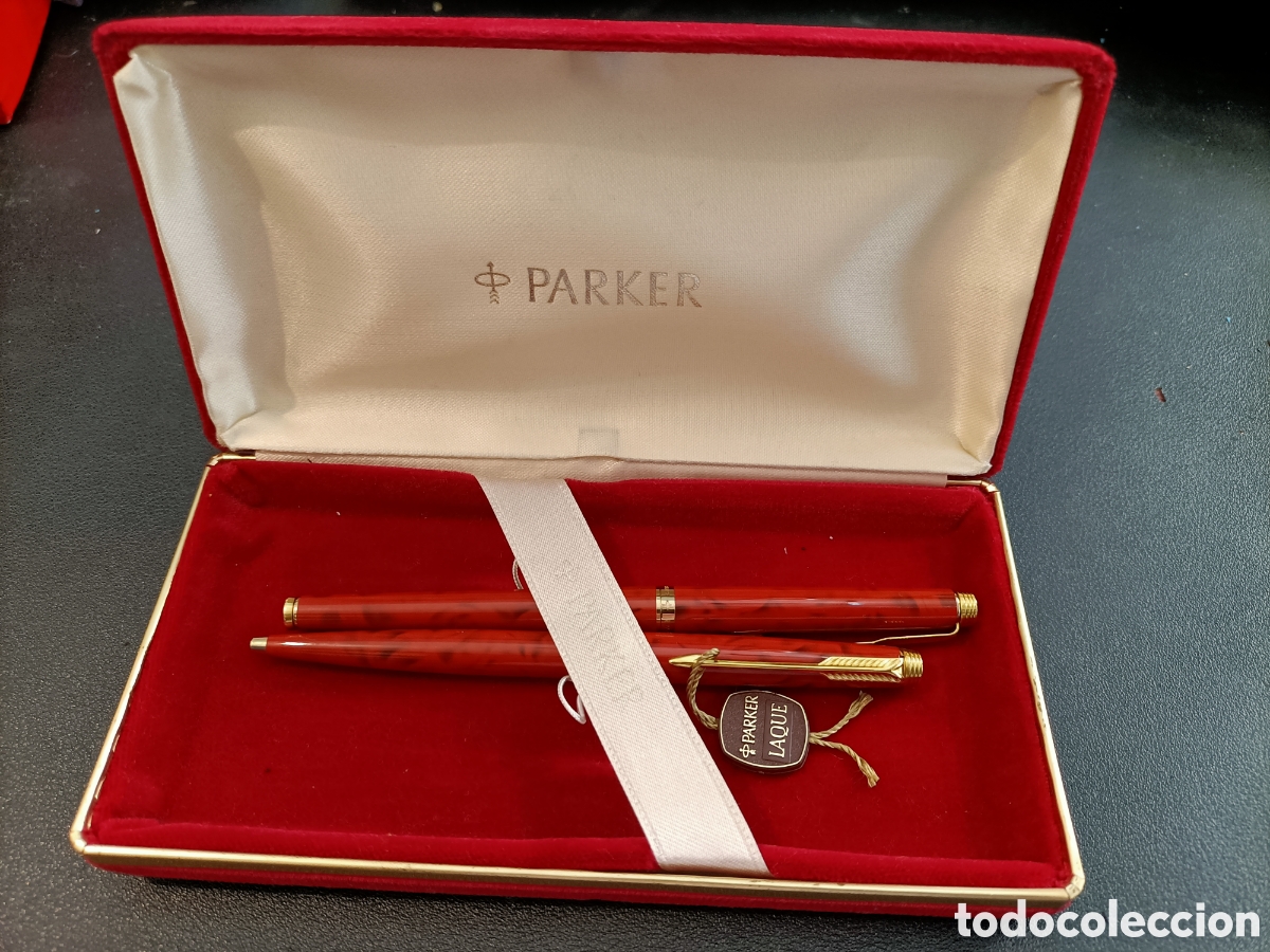Estilogr&aacute;ficas antiguas, bol&iacute;grafos y plumas: Conjunto de bol&iacute;grafo y roller de la marca Parker, modelo 180, laca.