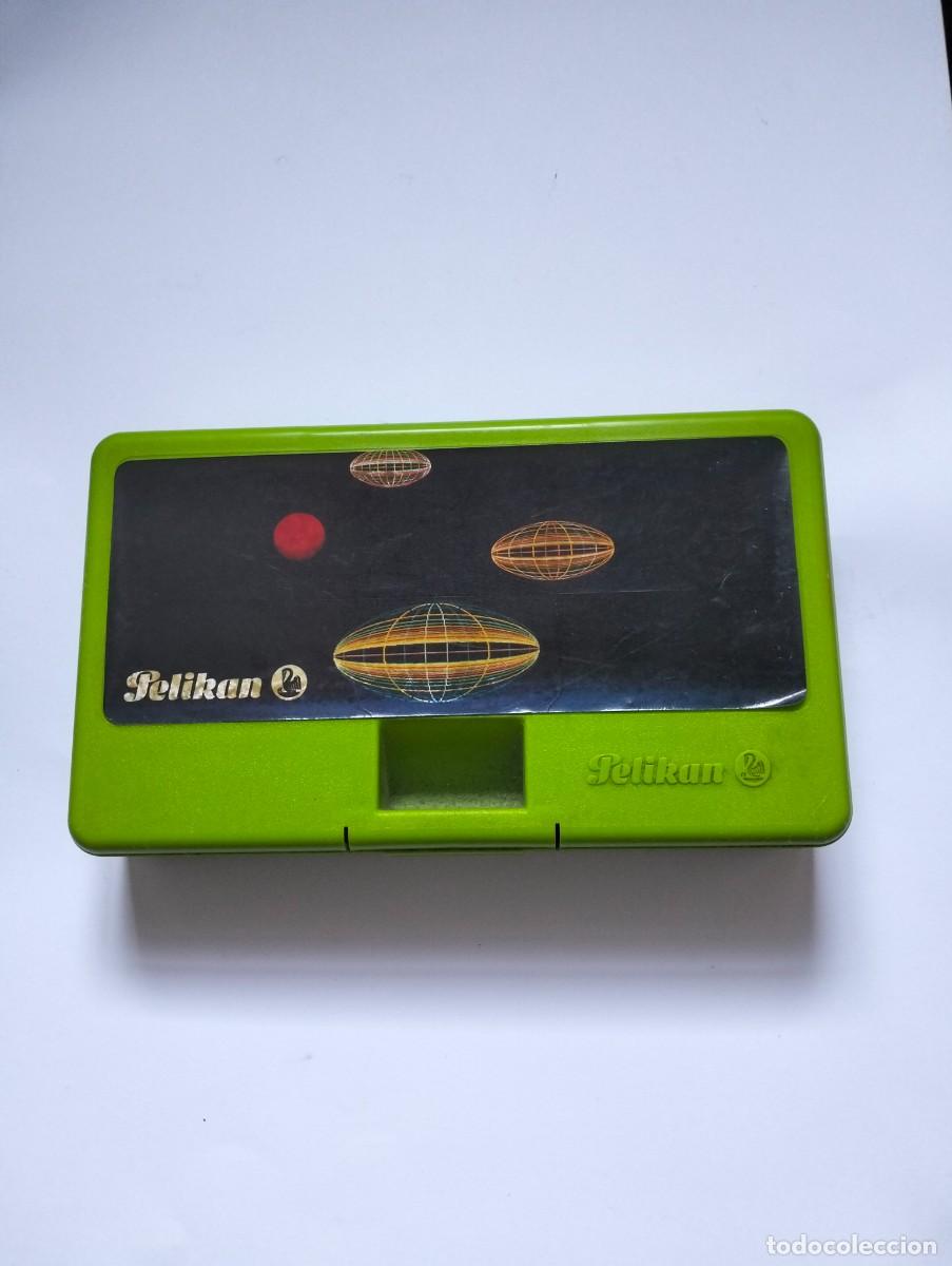 Estilogr&aacute;ficas antiguas, bol&iacute;grafos y plumas: Estuche Plumier PELIKAN antiguo_NUEVO