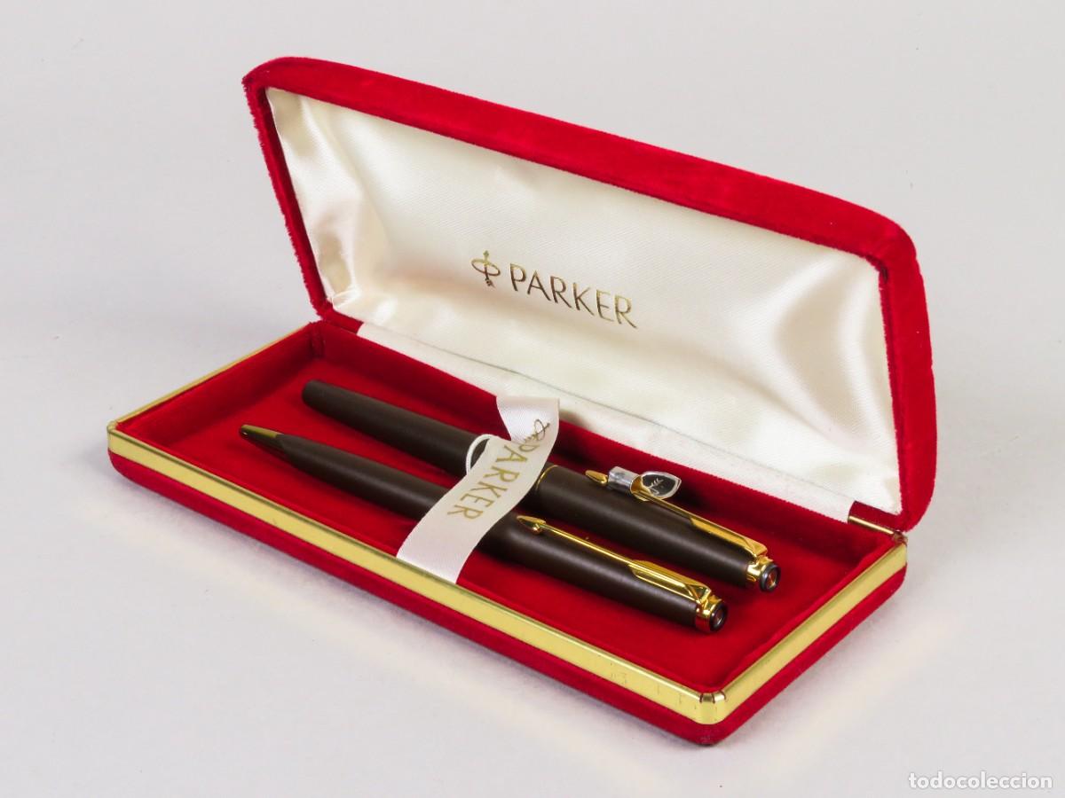 Estilogr&aacute;ficas antiguas, bol&iacute;grafos y plumas: Juego de escritura Parker con bol&iacute;grafo y pluma con su estuche siglo XX