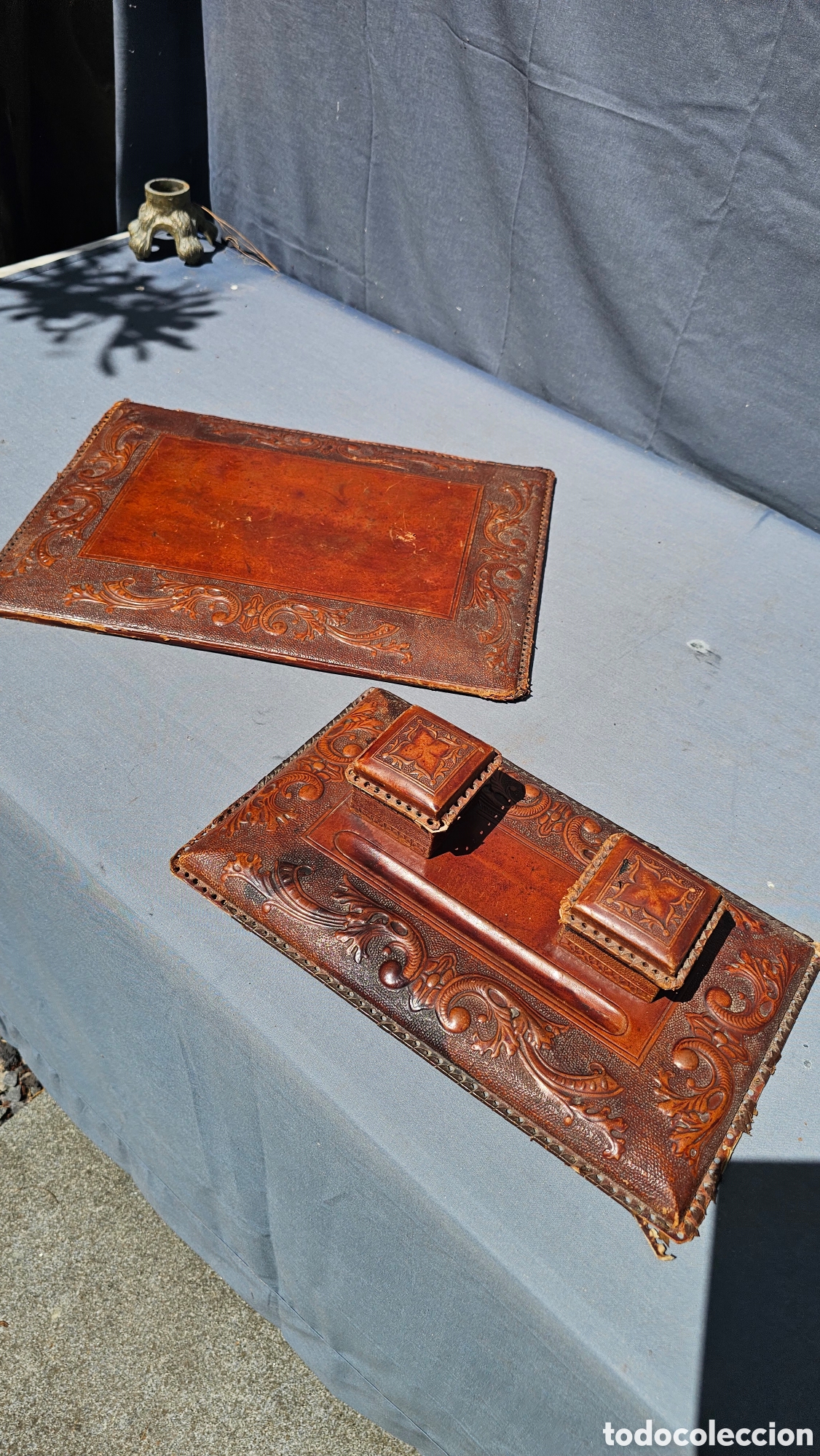 Old Fountain Pens, Pens and Pen Nibs : Conjunto antiguo de escribania de cuero repujado