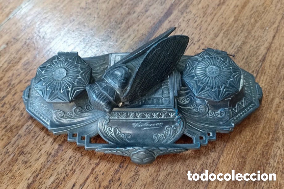 Estilogr&aacute;ficas antiguas, bol&iacute;grafos y plumas: Escriban&iacute;a francesa con cigarra tallada