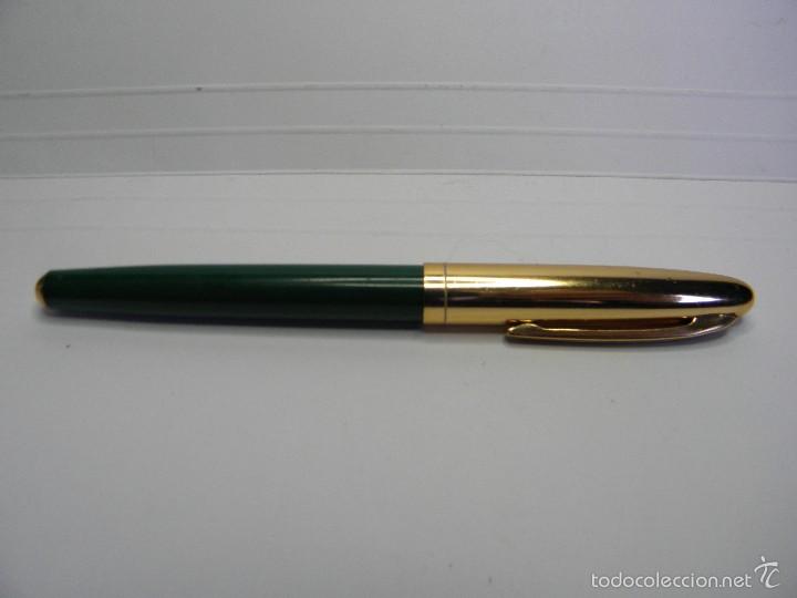 Plumas estilogr&aacute;ficas antiguas: PLUMA VERDE Y DORADA - Foto 2