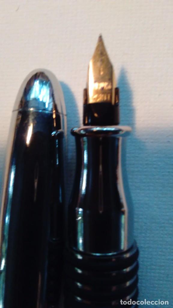 Plumas estilogr&aacute;ficas antiguas: Pluma de metal plateado - Foto 3