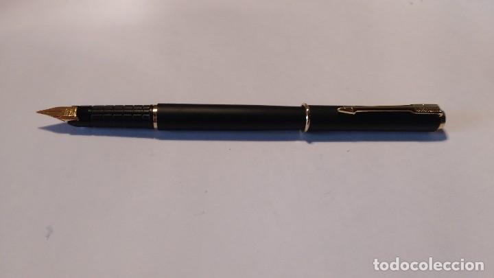 Plumas estilogr&aacute;ficas antiguas: Pluma negra nueva - Foto 2