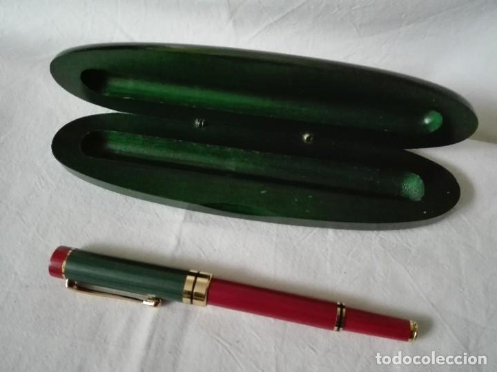 Plumas estilogr&aacute;ficas antiguas: Estilogr&aacute;fica en madera - Foto 1
