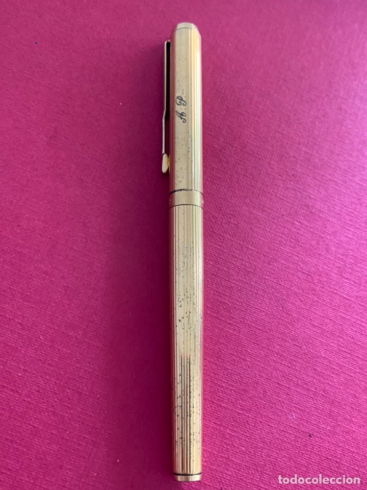 Plumas estilogr&aacute;ficas antiguas: Gran pluma estilogr&aacute;fica de colecci&oacute;n Parker France. Lleva iniciales A.P