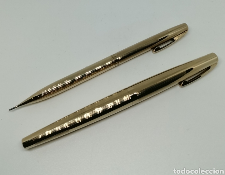 Plumas estilogr&aacute;ficas antiguas: Conjunto Sheaffer cuerpo y capuch&oacute;n dorado - Foto 2