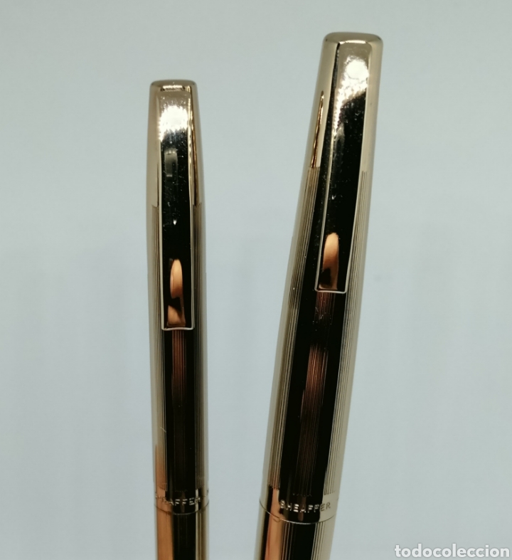 Plumas estilogr&aacute;ficas antiguas: Conjunto Sheaffer cuerpo y capuch&oacute;n dorado - Foto 3