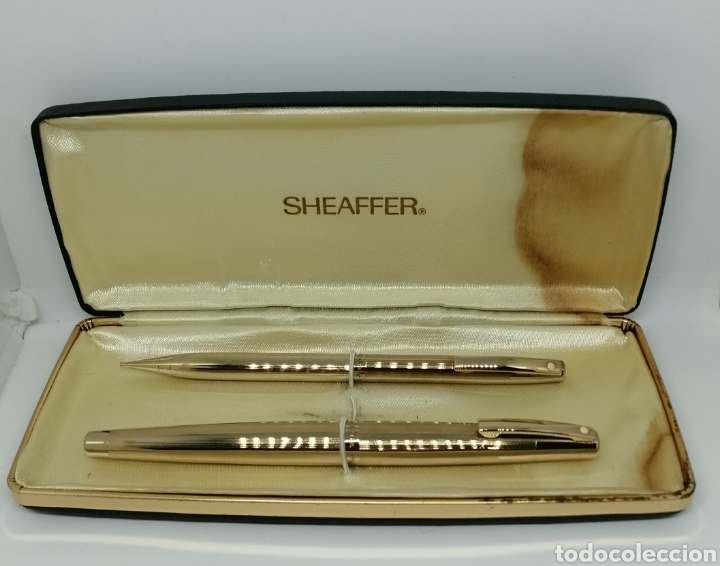 Plumas estilogr&aacute;ficas antiguas: Conjunto Sheaffer cuerpo y capuch&oacute;n dorado - Foto 1