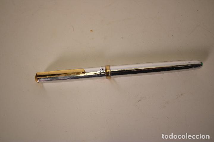 Alte F&uuml;llfederhalter: OHTO Pluma estilogr&aacute;fica F-lapa FF-10B