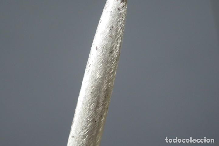 Plumas estilogr&aacute;ficas antiguas: PLUMA DE ESMALTE. &iquest;PLATA?. SHEAFFER. HACIA 1920 - Foto 4