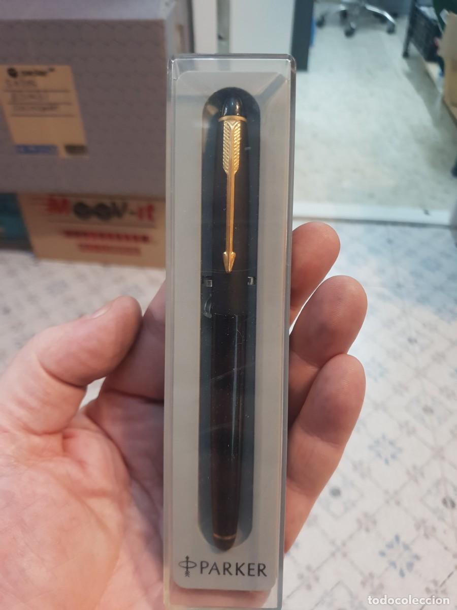 Plumas estilogr&aacute;ficas antiguas: Pluma parker en estuche vintage - Foto 1