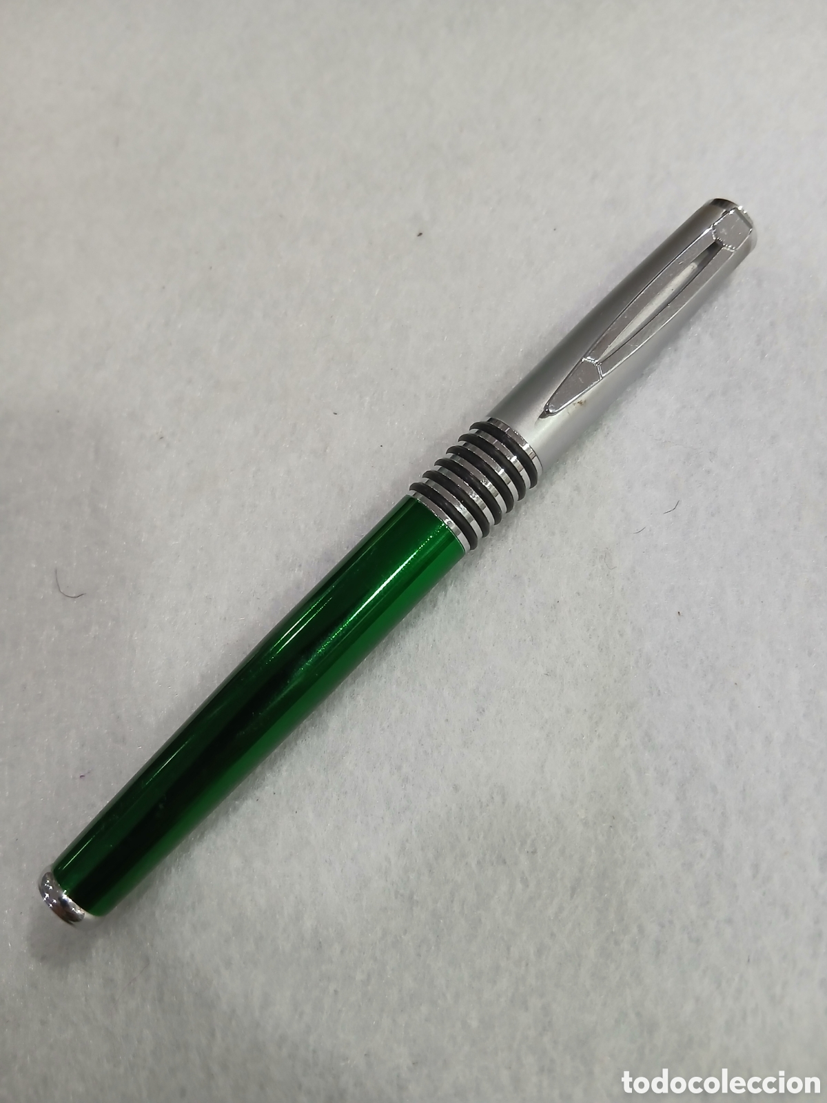 Plumas estilogr&aacute;ficas antiguas: Estilogr&aacute;fica Verde Iridium Point. (L66) - Foto 1