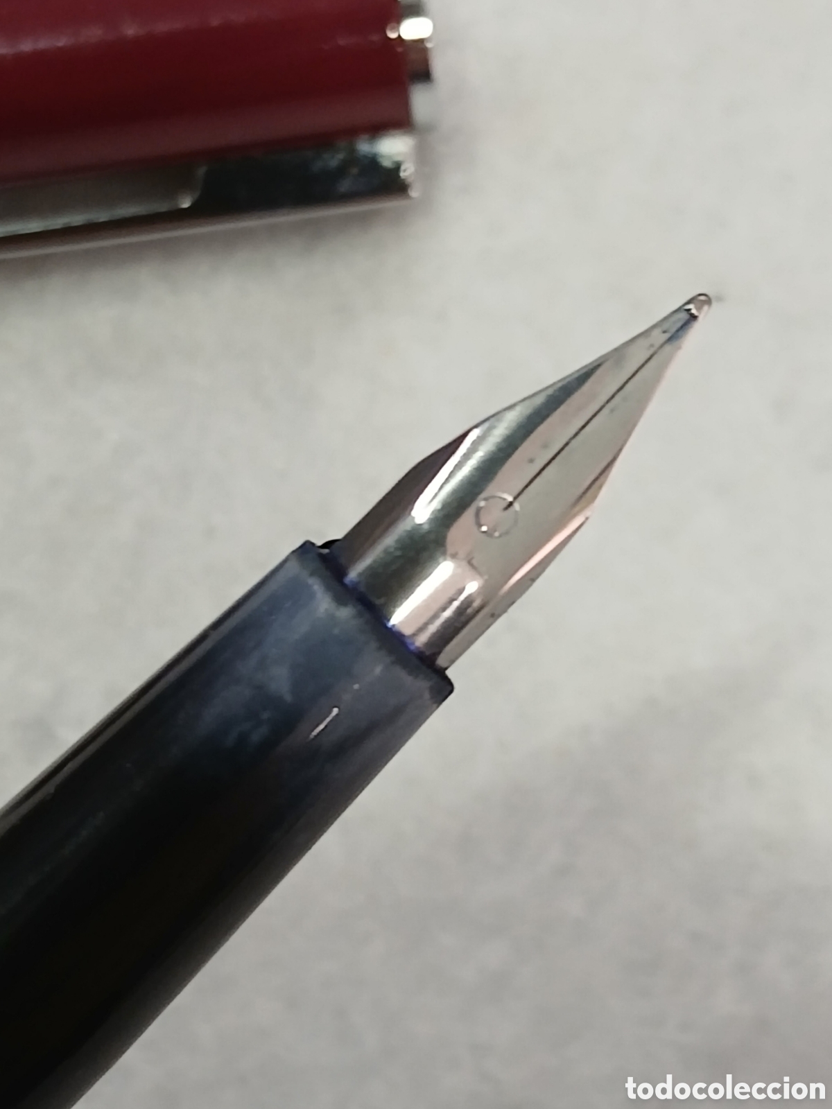 Plumas estilogr&aacute;ficas antiguas: Estilogr&aacute;fica Parker morada. (L66) - Foto 3