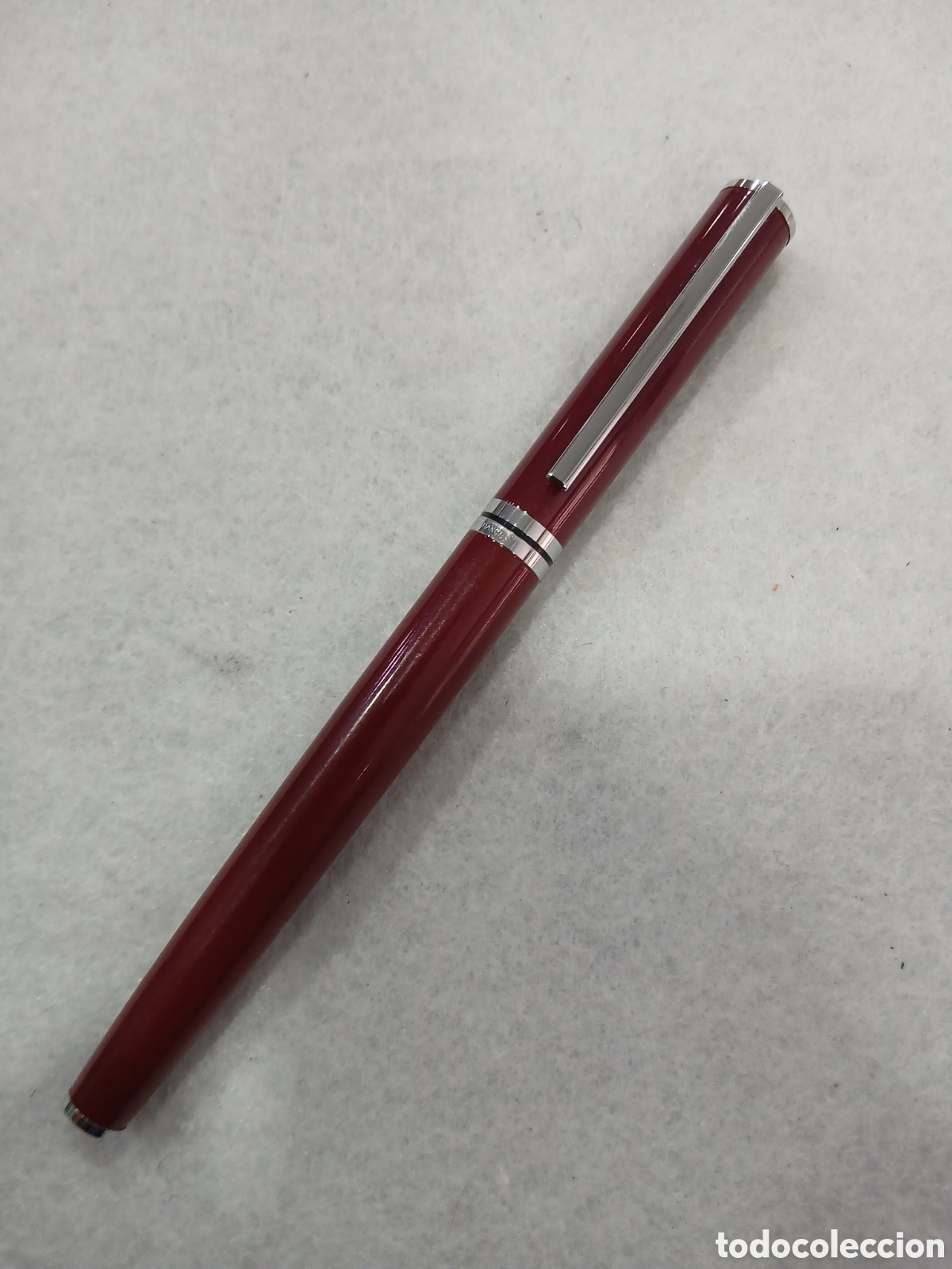 Plumas estilogr&aacute;ficas antiguas: Estilogr&aacute;fica Parker morada. (L66) - Foto 1