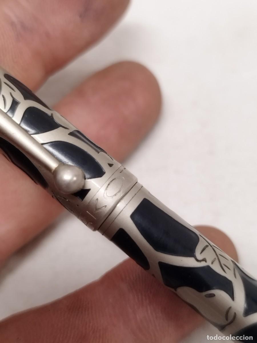 Plumas estilogr&aacute;ficas antiguas: Pluma estilogr&aacute;fica, marca DAKOTA. - Foto 4